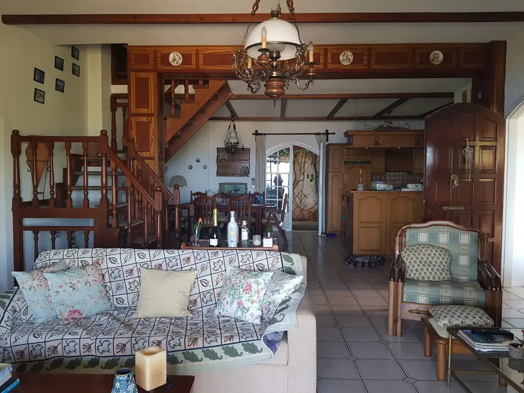 5-bedroom Maisonette In Xilokastro, Greece (302 M²)