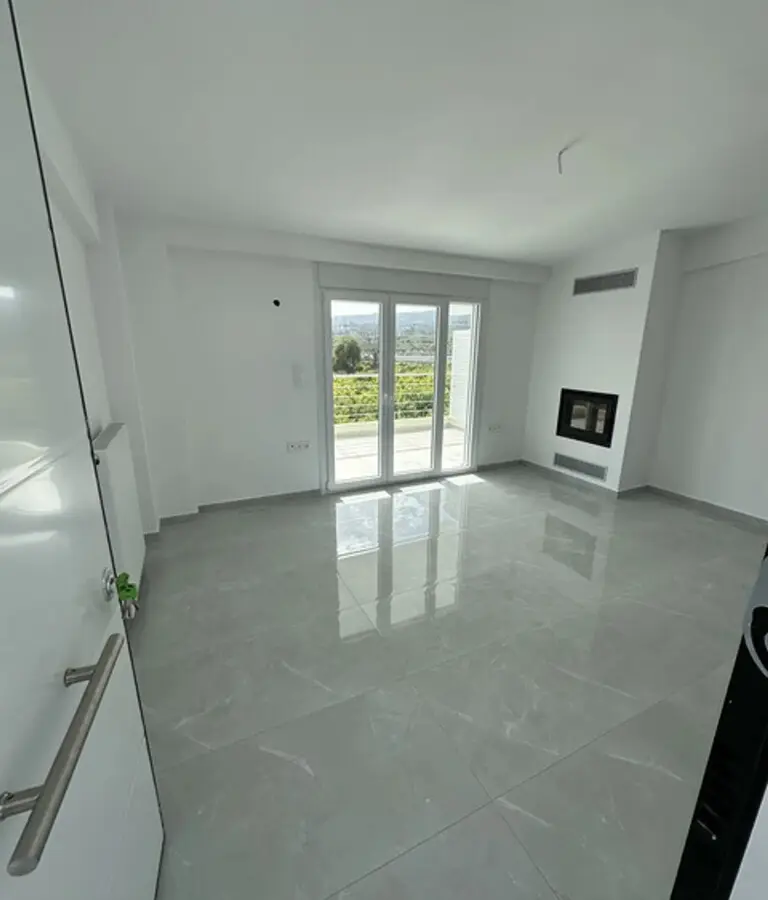 2-bedroom Flat In Xilokastro, Greece (68 M²)
