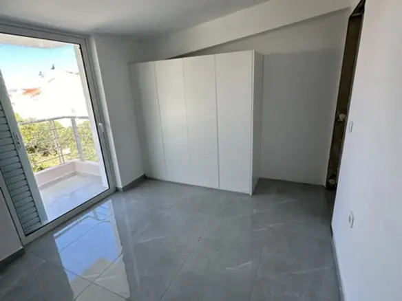 2-bedroom Flat In Xilokastro, Greece (68 M²)