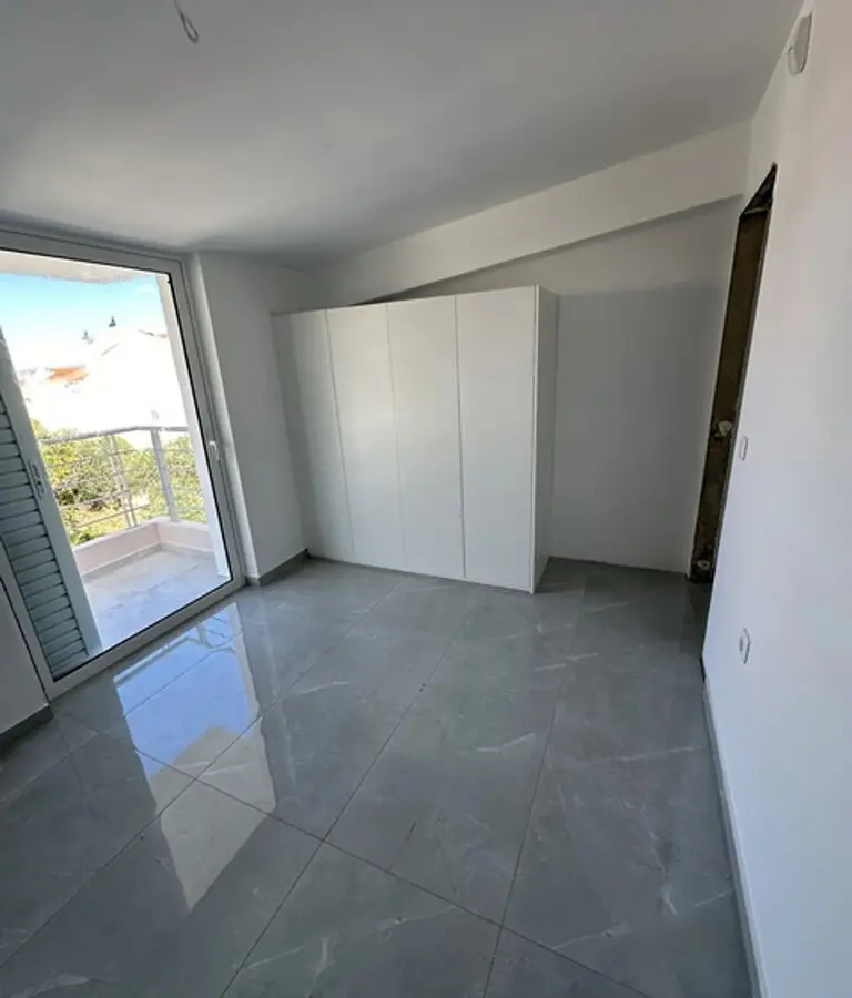 2-bedroom Flat In Xilokastro, Greece (68 M²)
