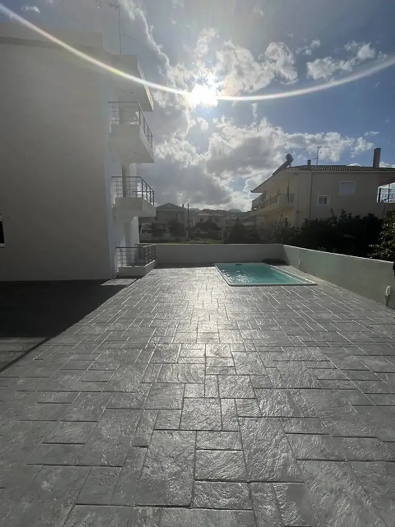 Apartment Of 136 M² In Peloponnese