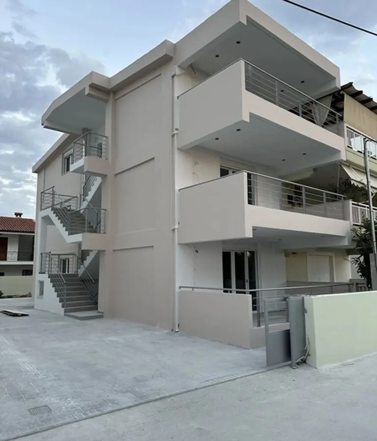 Apartment Of 136 M² In Peloponnese