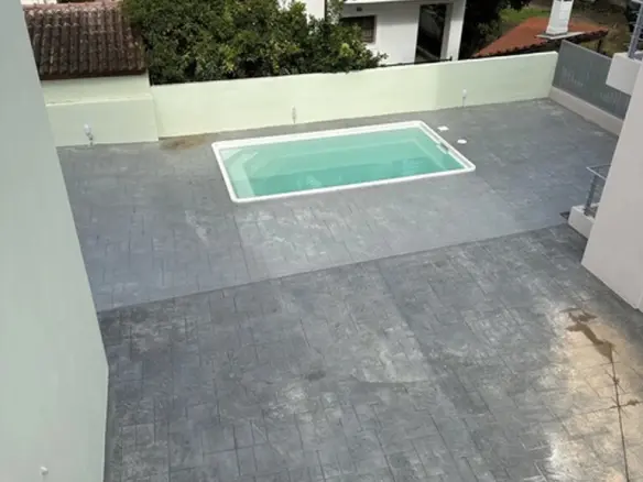 Apartment Of 136 M² In Peloponnese