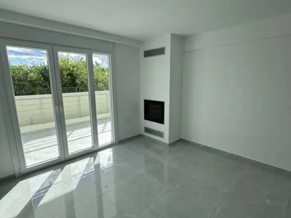 Apartment Of 136 M² In Peloponnese