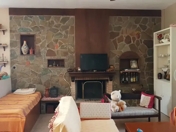 1-bedroom Detached House In Schimatari, Greece (74 M²)