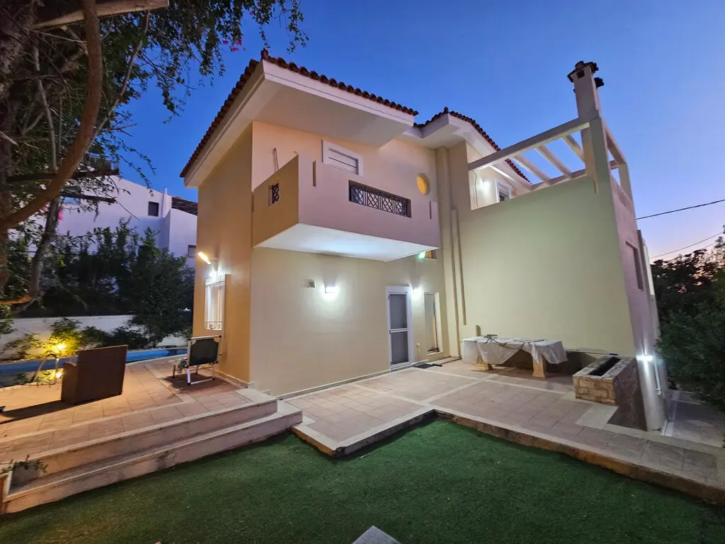 3-bedroom Villa In Palaia Fokaia, Greece (200 M²)