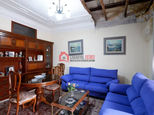 6-bedroom Terraced House In Valencia (204 M²)