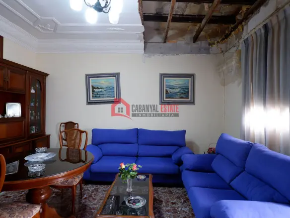 6-bedroom Terraced House In Valencia (204 M²)