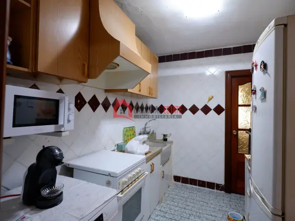 6-bedroom Terraced House In Valencia (204 M²)
