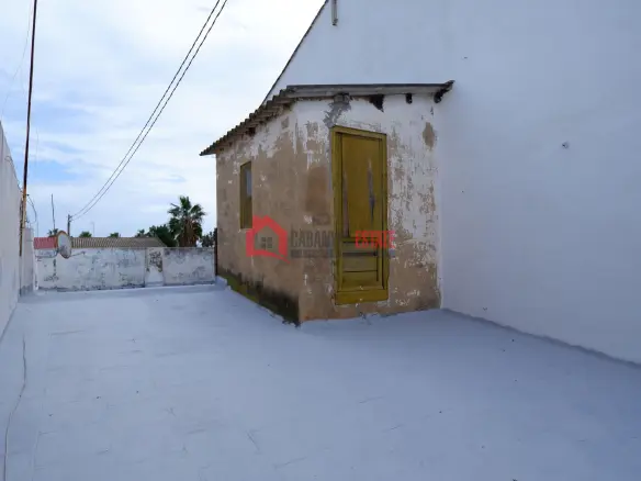 6-bedroom Terraced House In Valencia (204 M²)