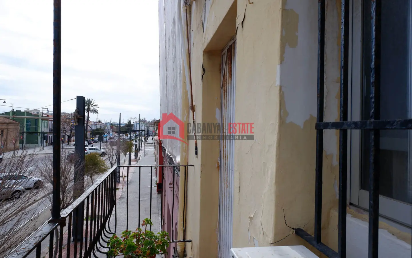 6-bedroom Terraced House In Valencia (204 M²)