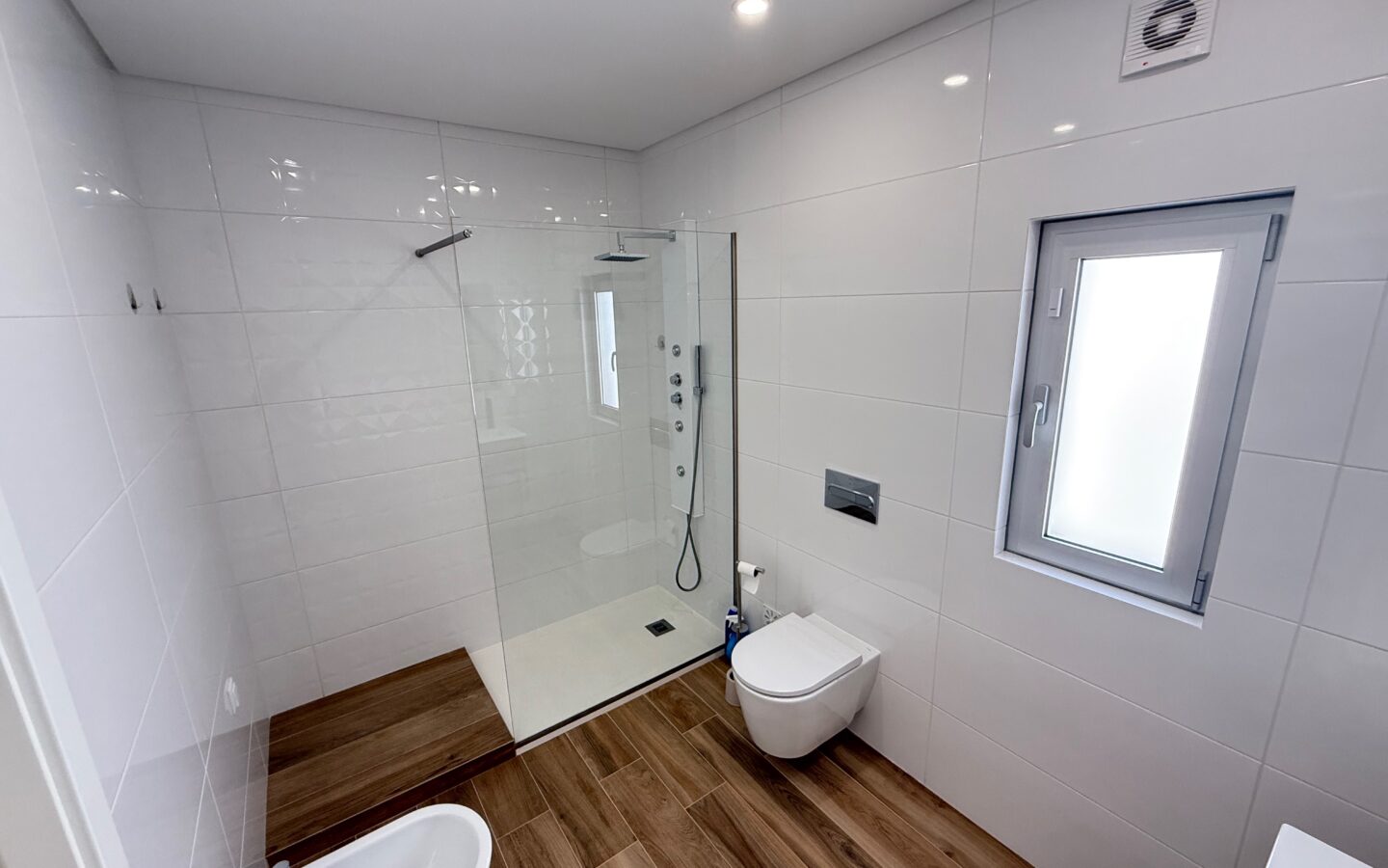 Luxury Villa With Pool & Garden In Foz Do Arelho – Steps From Beach
