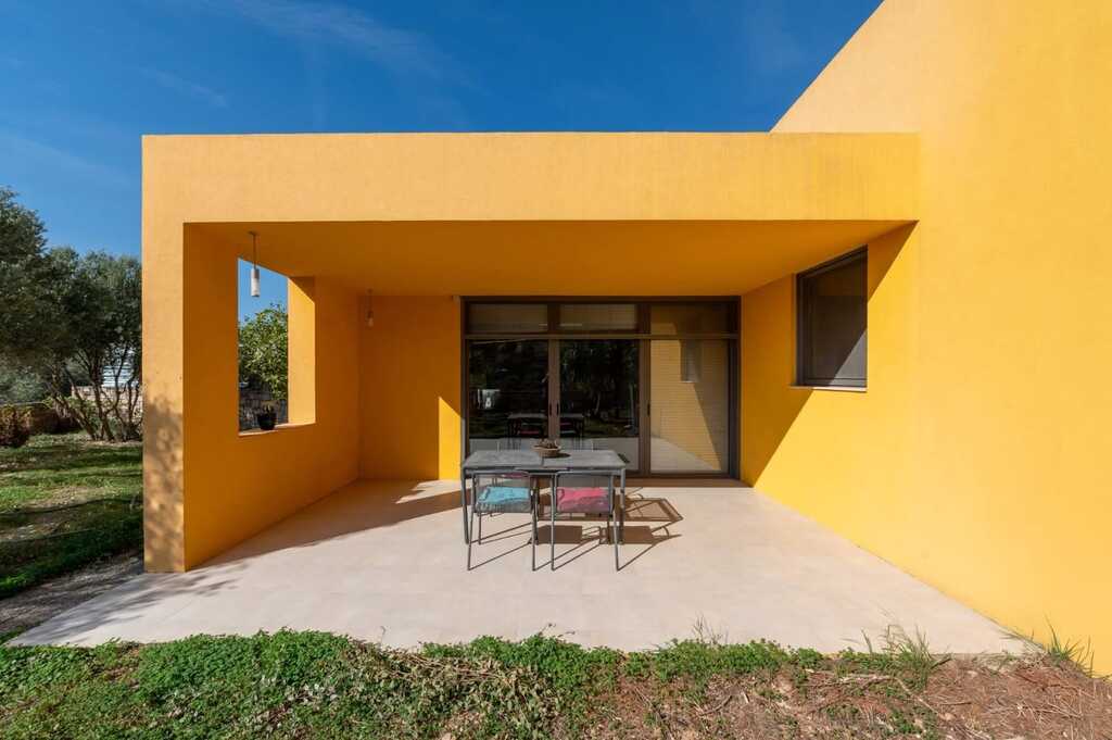 2-bedroom Villa In Gazi, Greece (145 M²)