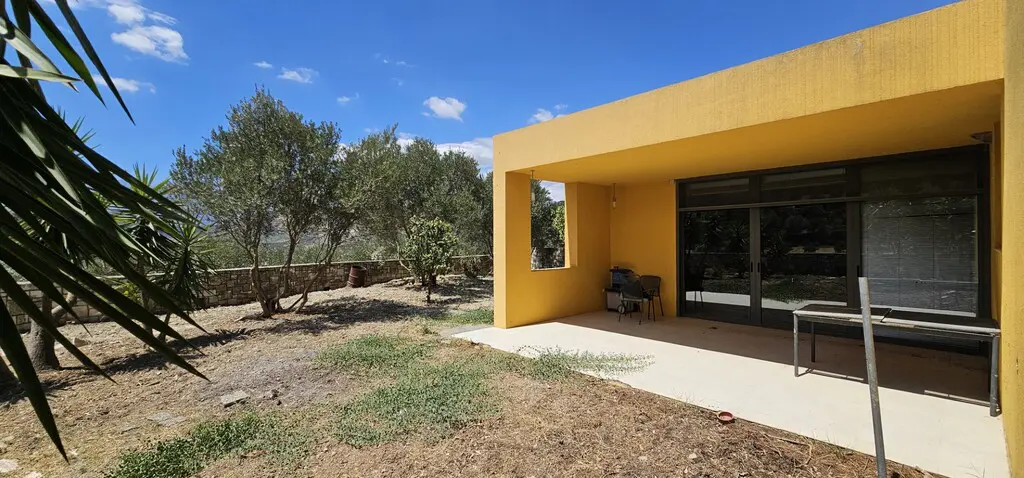 2-bedroom Villa In Gazi, Greece (145 M²)