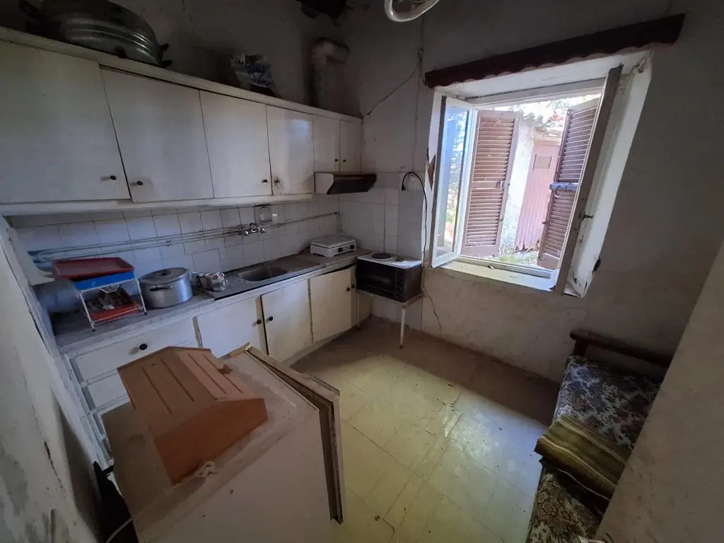 Detached House In Corfu, Greece (87 M²)