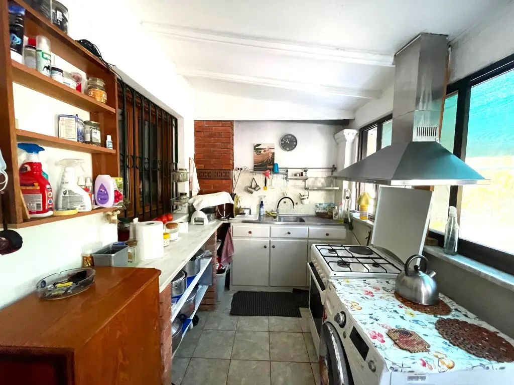 3-bedroom Flat In Corfu, Greece (154 M²)