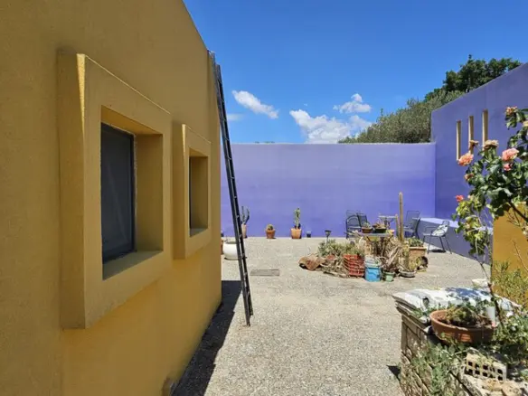 2-bedroom Villa In Gazi, Greece (145 M²)
