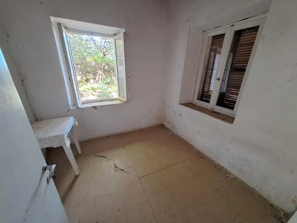 Detached House In Corfu, Greece (87 M²)