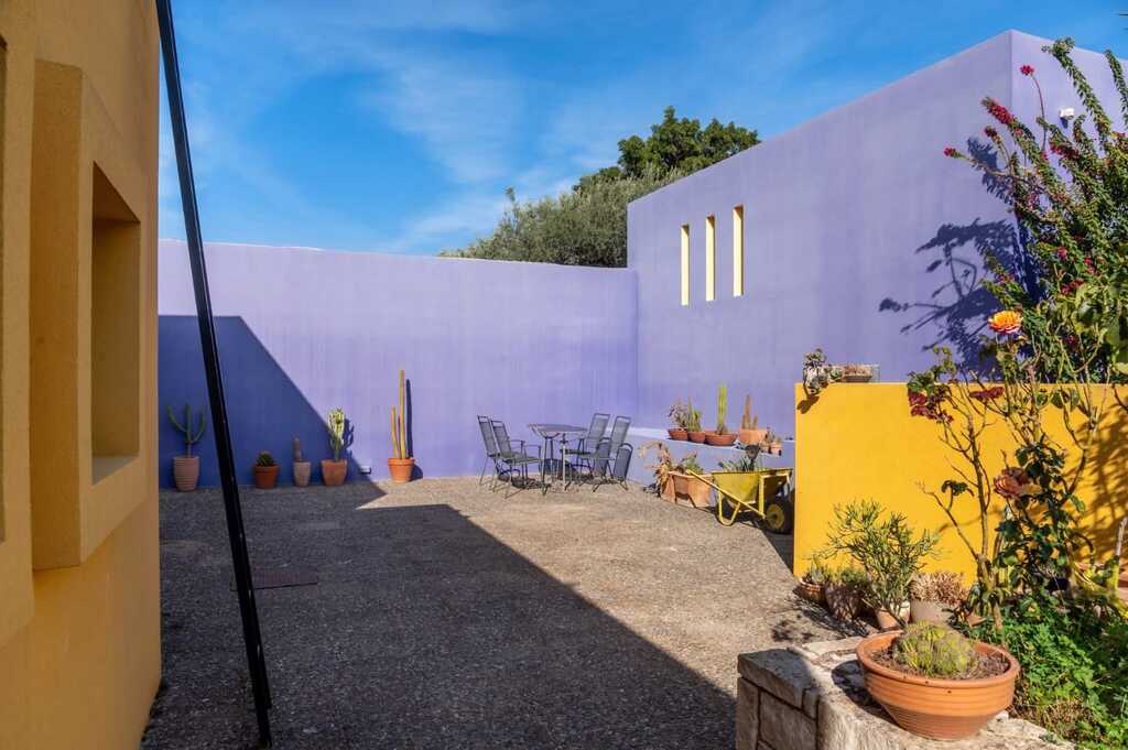 2-bedroom Villa In Gazi, Greece (145 M²)