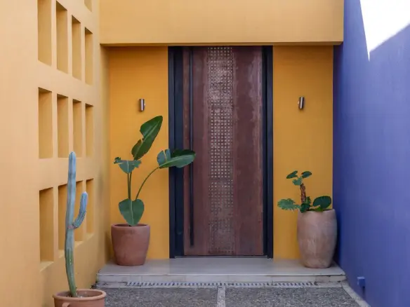 2-bedroom Villa In Gazi, Greece (145 M²)