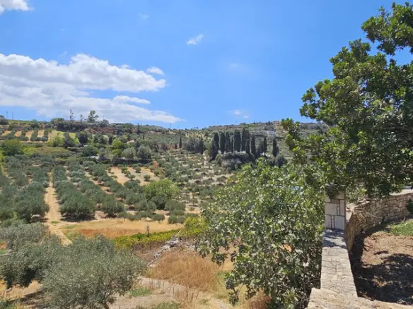 2-bedroom Villa In Gazi, Greece (145 M²)