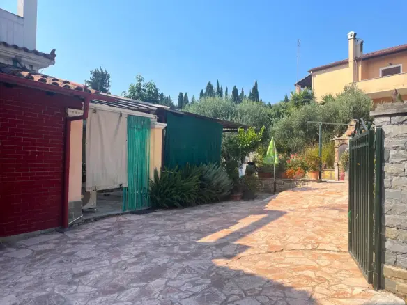 3-bedroom Flat In Corfu, Greece (154 M²)