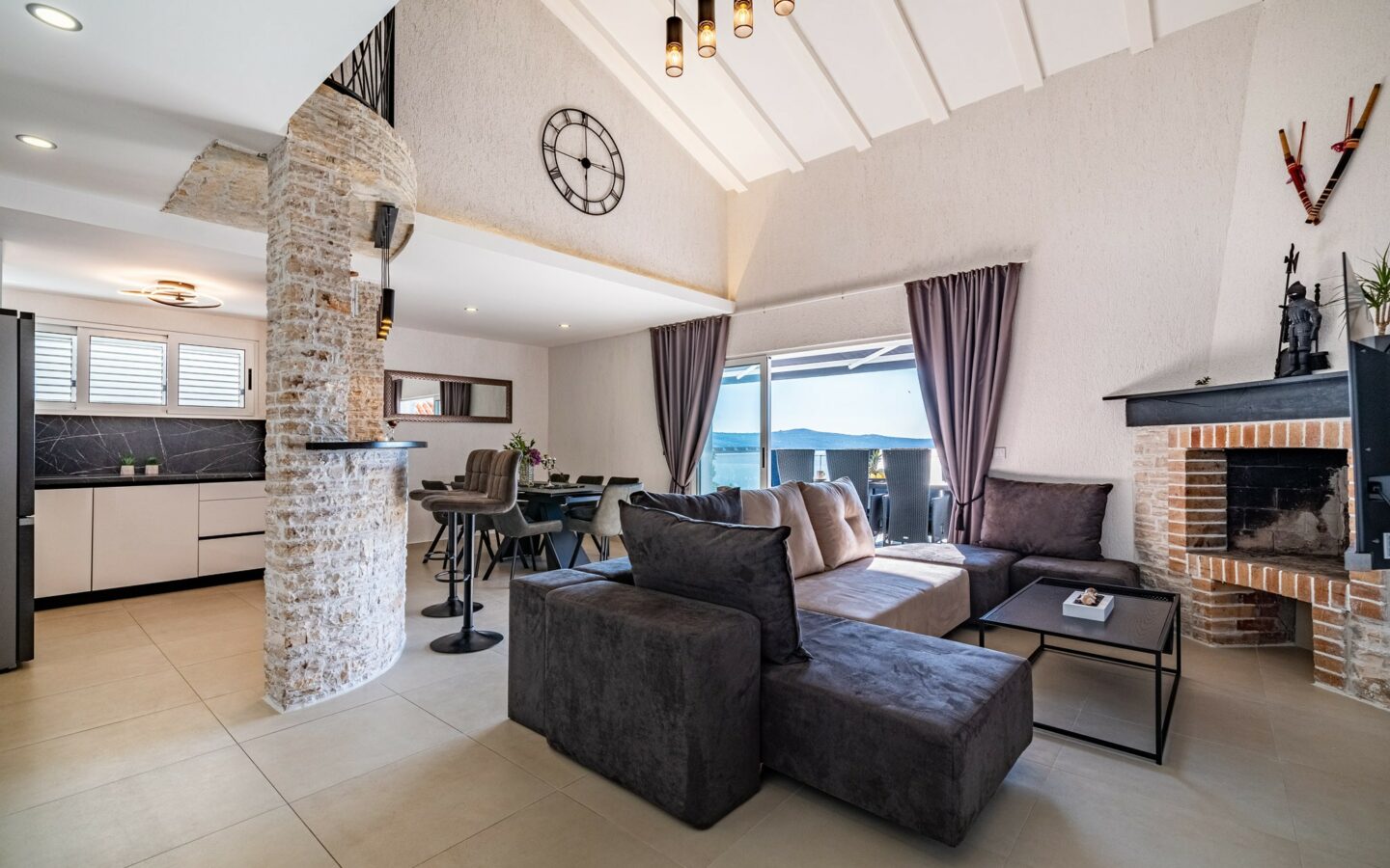 Modern Villa With A Pool Near Zadar And The Sea