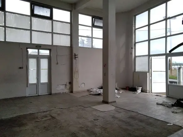 Building Of 313 M² On The Olympic Coast
