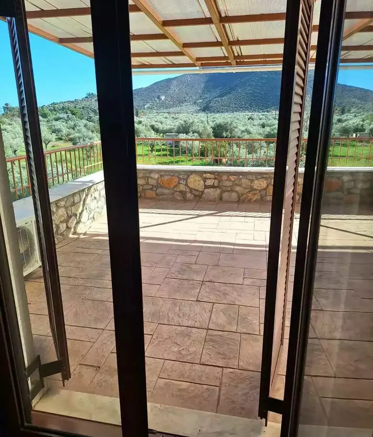 2-bedroom Maisonette In North Kinouria, Greece (117 M²)