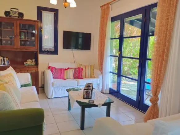 3-bedroom Detached House In Kassandra, Greece (105 M²)