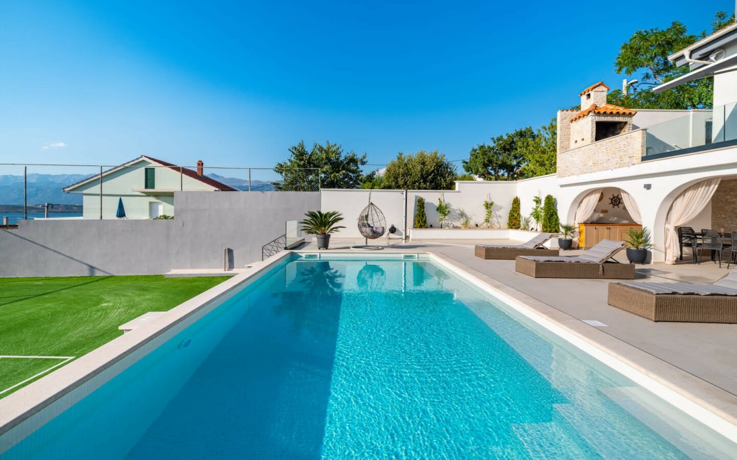 Modern Villa With A Pool Near Zadar And The Sea