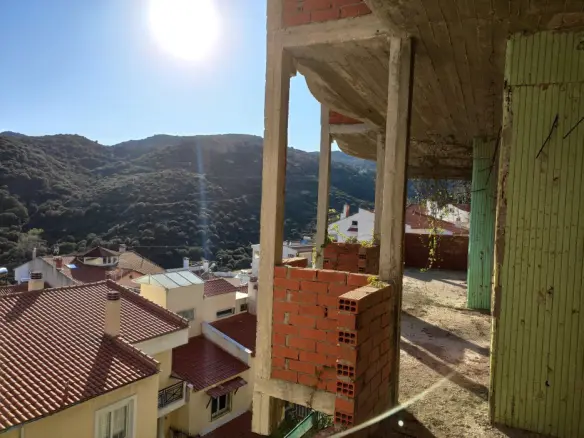 Building Of 560 M² In Kavala