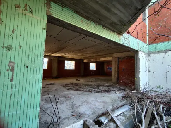 Building Of 560 M² In Kavala