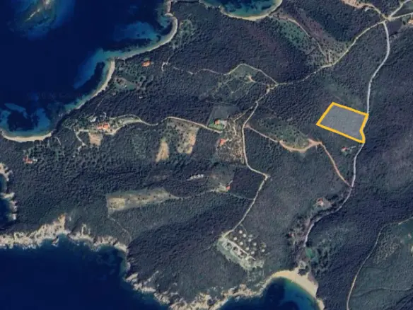 Land Of 11446 M² In Athos, Chalkidiki