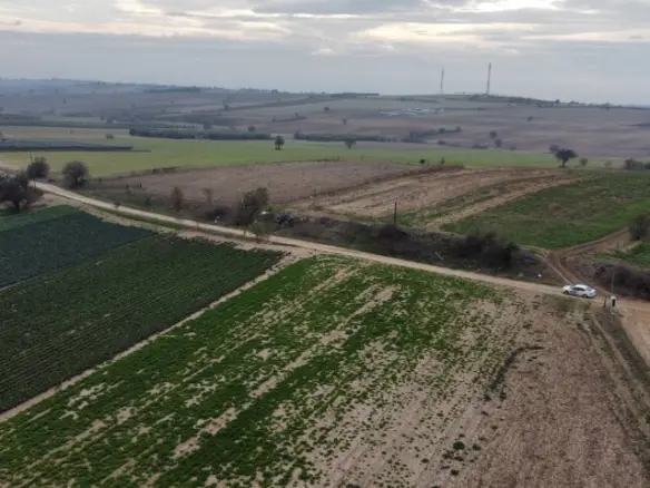 Land Of 4800 M² In The Suburbs Of Thessaloniki