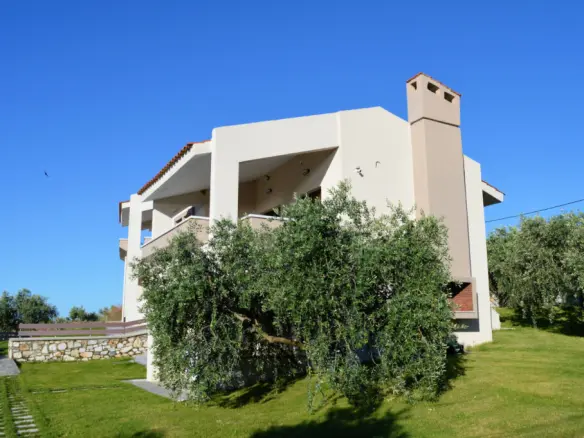 Apartment Complex Of 662 M² In Kavala Suburbs