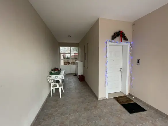 Maisonette Of 250 M² In Kavala