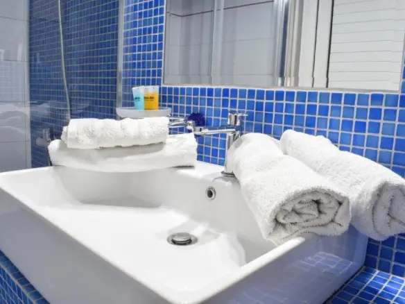Hotel Of 640 M² In Sithonia, Chalkidiki