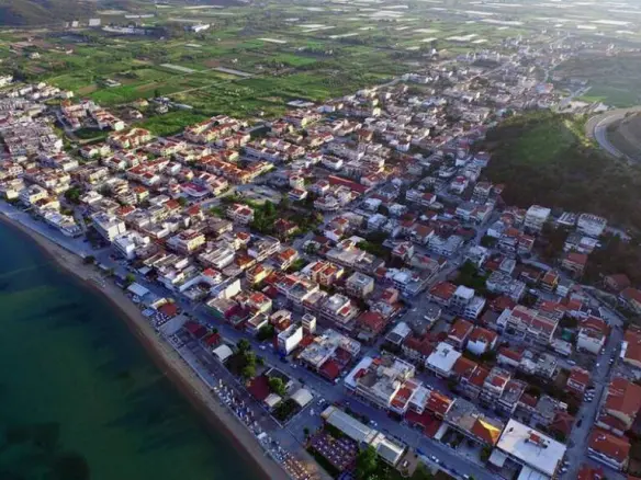 Land Of 795 M² In Kavala Suburbs
