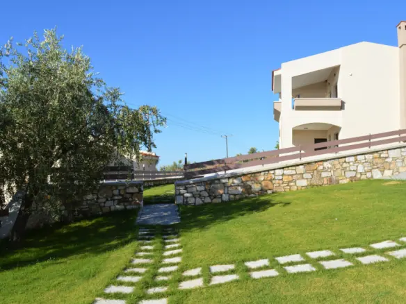 Apartment Complex Of 662 M² In Kavala Suburbs