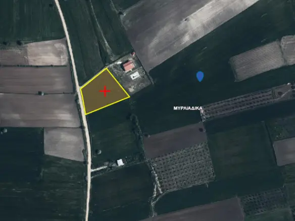 Land Of 4800 M² In The Suburbs Of Thessaloniki