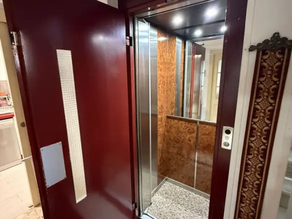 5-bedroom Semi In Benalmádena, Spain (174 M²)