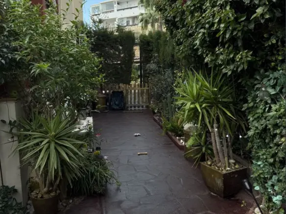 5-bedroom Semi In Benalmádena, Spain (174 M²)