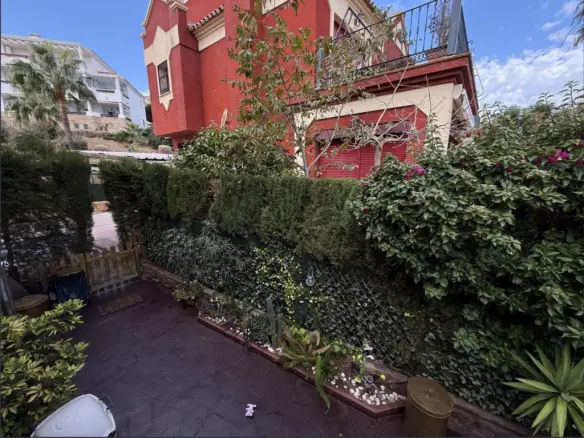 5-bedroom Semi In Benalmádena, Spain (174 M²)