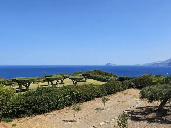 Villa Of 270 M² In Crete