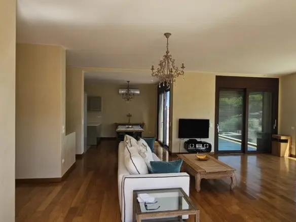 Villa Of 270 M² In Crete