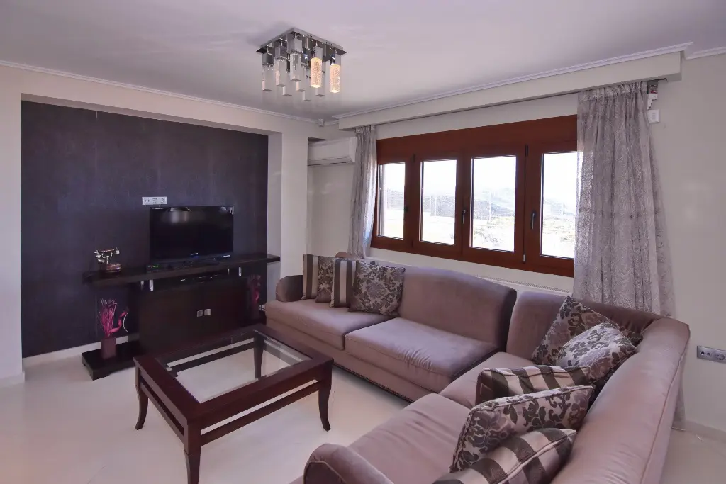 Villa Of 500 M² In Crete