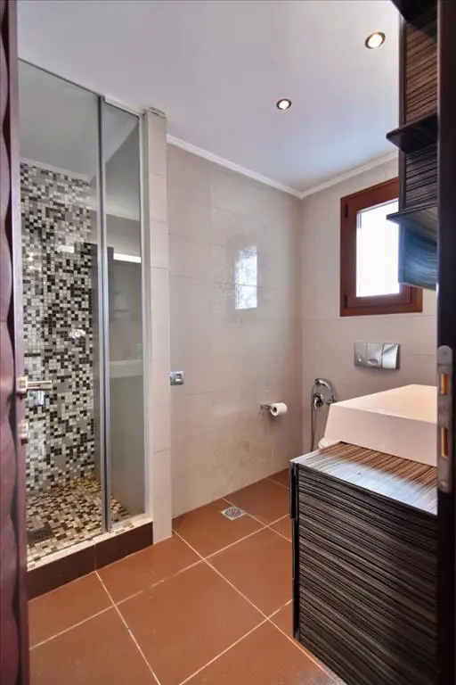 Villa Of 500 M² In Crete