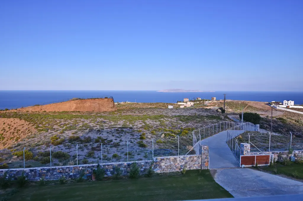 Villa Of 500 M² In Crete