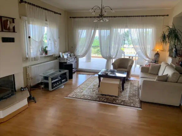 Detached House Of 519 M² On The Olympic Coast
